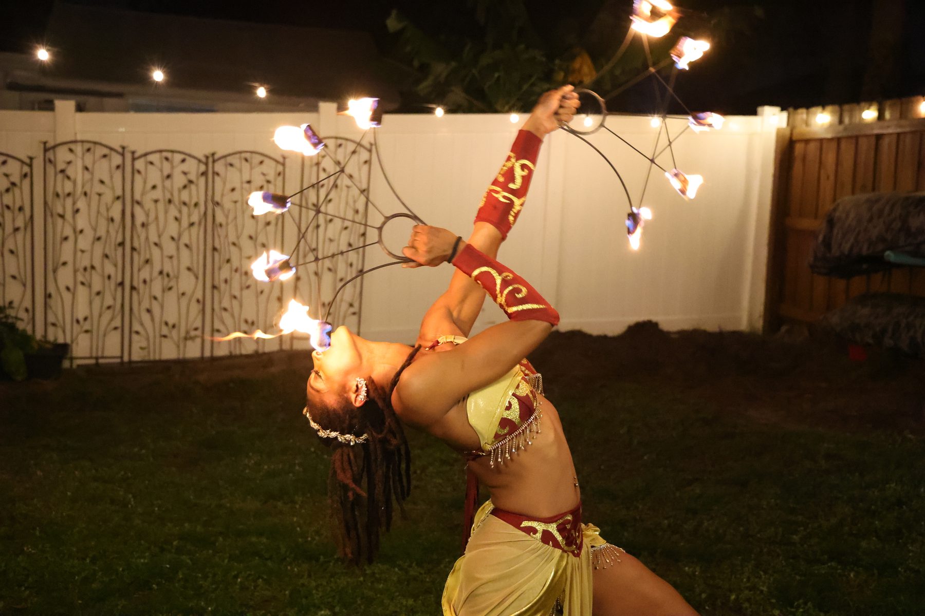 Fire fans performance